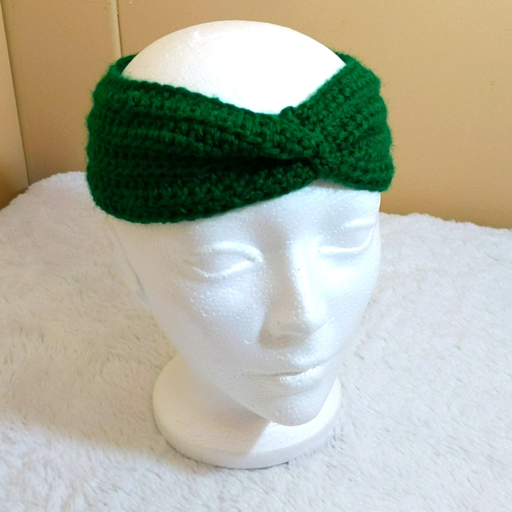 NWOT Handmade Crocheted Green St Patty's Day Headband Acrylic